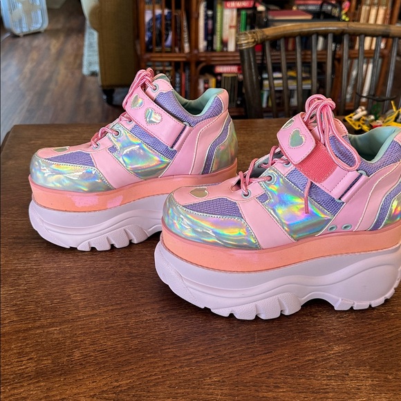 Sugar Thrillz Fairywalker Holographic Platforms 6 - Picture 3 of 8